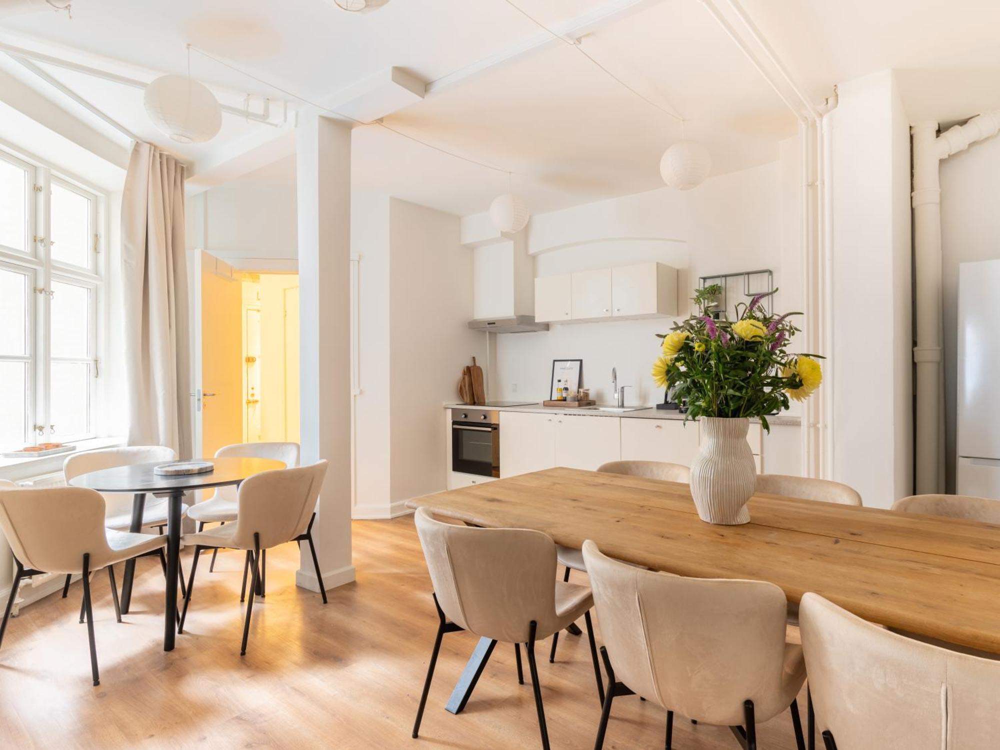 Sanders Noble - Fantastic 4-Bdr Apt In The Capital كوبنهاجن المظهر الخارجي الصورة